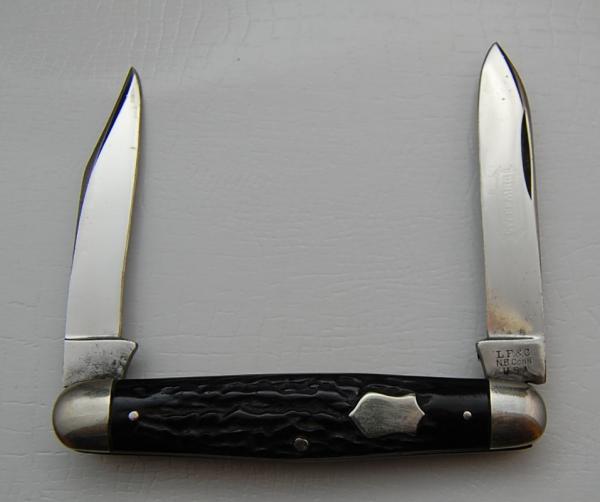 Landers, Frary and Clark Perfected Stag Pocket Knife (453) Landers, Frary and Clark Perfected Stag Pocket Knife (453)