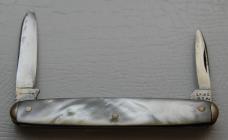 Landers, Frary and Clark Pearl Pen Knife (361)