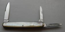 Landers, Frary and Clark Pearl Pen Knife (363)