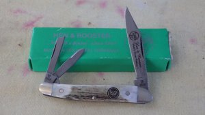 Hen & Rooster Whittler Deer Stag