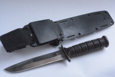 VINTAGE U.S.A. CAMILLUS NY USMC COMBAT FIXED BLADE KNIFE WITH SHEATH