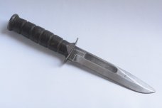 VINTAGE U.S.A. CAMILLUS NY USMC COMBAT FIXED BLADE KNIFE WITH SHEATH