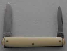 Rodgers His Majesty with Synthetic Ivory Covers in Near Mint Condition (786)