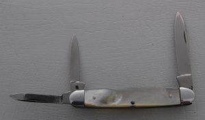 Duro Edge with Mother of Pearl Covers in Near Mint Condition (791)