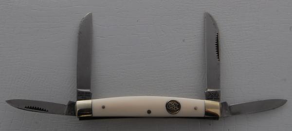 Bulldog Brand with Ivory Covers in Near Mint Condition (792)