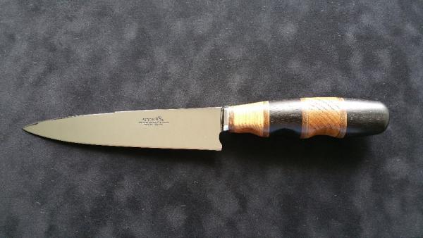 Handcrafted Argentinian, verijero style knife Handcrafted Argentinian, verijero style knife