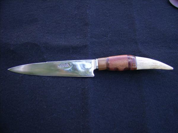 Handcrafted Argentinian, verijero style knife Handcrafted Argentinian, verijero style knife