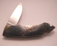 Endangered Species Series Lockback Knife - Linda Karst Sr. Fred Carter 