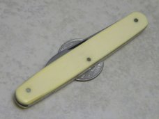Vintage L.F. & C. USA Landers Frary & Clark Imitation Ivory "Universal" Pen Knife c.1912-1950