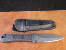 SOG M-14 Mini - Pentagon knife