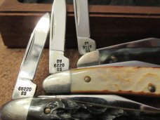 1992 Case XX Peanut  Collection 6 Knife Set in Walnut Display