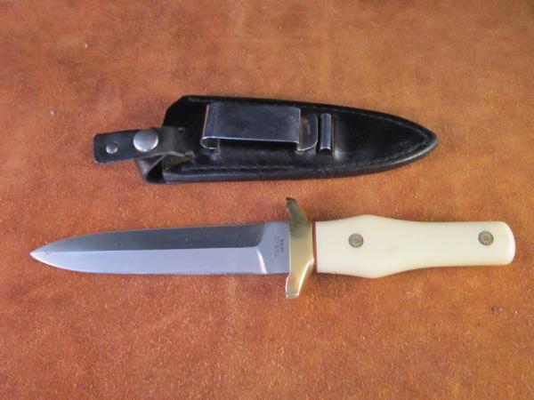 1970's Ka-Bar 2750 Boot knife Mfg. Seki, Japan 1970's Ka-Bar 2750 Boot knife Mfg. Seki, Japan