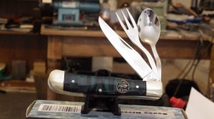 Ocoee River Snack Pac Hobo Slot Knife with Green Comp Handles