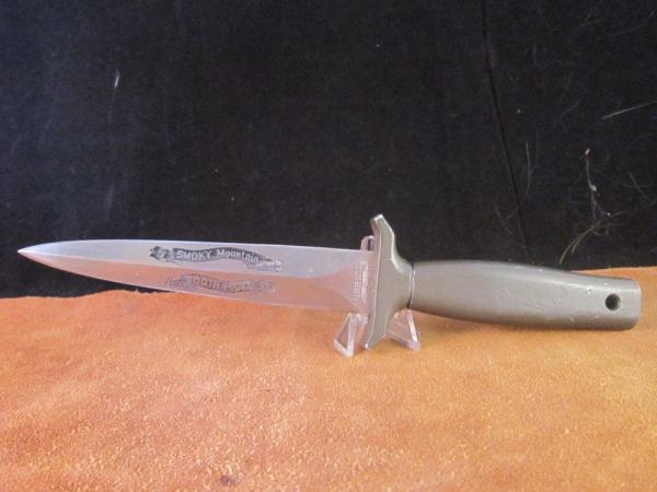 Vintage Parker Smoky Mth. Toothpick