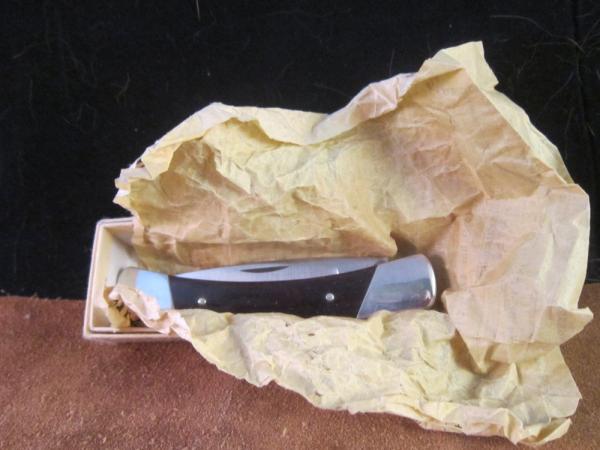 SOLD Pre- 1986 Buck 501 Esquire with Micarta Handles 12-18 SOLD Pre- 1986 Buck 501 Esquire with Micarta Handles 12-18