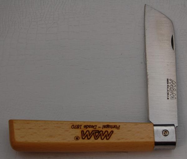 MAM with Wood Covers In Very Good Condition (801)