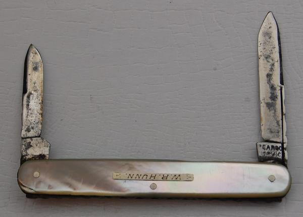 Pearson/Norwich with Mother of Pearl Covers In Excellent Condition (845)