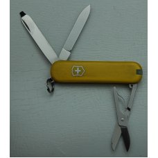 Victorinox with Smooth Yellow Synthetic Covers In Excellent Condition 859