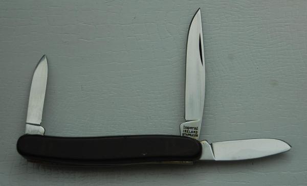 Imperial with Smooth Brown Synthetic Covers In Excellent Condition (871)