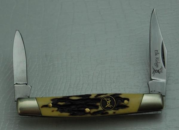 Elk Ridge with Brown Jigged Synthetic Covers In Excellent Condition (902)