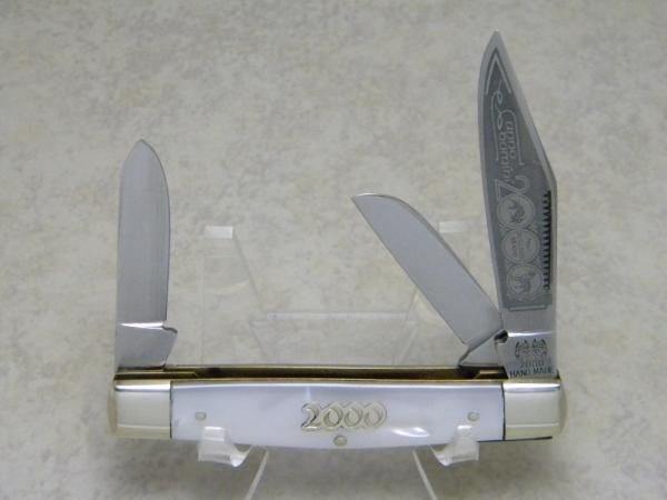 Bulldog Brand Germany Imitation Pearl "Anno Domini 2000 Bulldog Brand" Etch Stockman Knife Bulldog Brand Germany Imitation Pearl "Anno Domini 2000 Bulldog Brand" Etch Stockman Knife