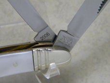 Bulldog Brand Solingen Germany "In Memory of Jim Parker" Pearl Large Congress Knife c.2006