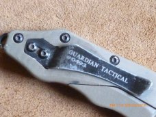 HELIX GUARDIAN TACTICAL #0493 COMBAT CPM-154 FOLDING KNIFE