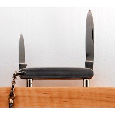 C. Bertram 2-Blade 2 5/8" Long Pen Knife In Excellent Condition With Stainless Steel Covers (931)