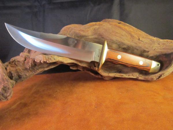 SOLD Big Bowie: 1970-1980's Rigid Bowie Knife RG 46 by Tak Fukuta, Seki, Japan 1-19 SOLD Big Bowie: 1970-1980's Rigid Bowie Knife RG 46 by Tak Fukuta, Seki, Japan 1-19