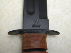 Ka-Bar Olean, NY Stacked Leather #1220 US ARMY Fixed Blade Fighting Knife & Sheath in Box c.2001