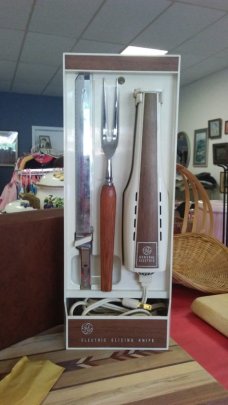 Vintage GE Electric Slicing Knife