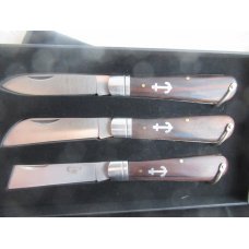 Three Knife Set of Barlows with Bail China