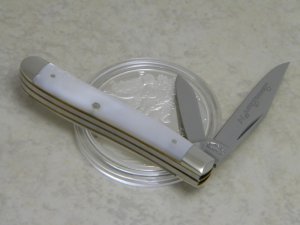 Queen Cutlery Co Titusville PA Pearl 14 Peanut Knife