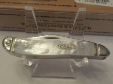 Case XX 2006  Pearl Peanut Patten # 8220 SS 