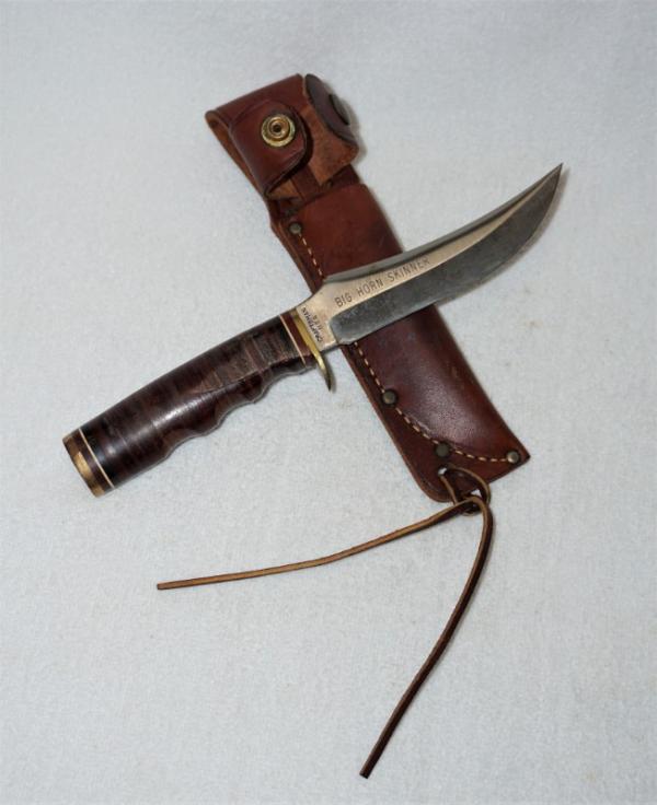 CRAFTSMAN USA BIG HORN SKINNER 5" FIXED BLADE KNIFE W/STACKED LEATHER HANDLE AND ORIG LEATHER SHEATH CRAFTSMAN USA BIG HORN SKINNER 5" FIXED BLADE KNIFE W/STACKED LEATHER HANDLE AND ORIG LEATHER SHEATH