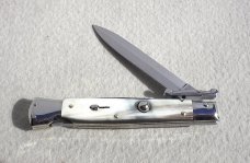 NEW OLD STOCK ITALIAN STILETTO 9" GENUINE BRAZILIAN HORN SWING GUARD KNIFE