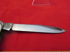 Fight N" Rooster Pearl Whittler 1982 