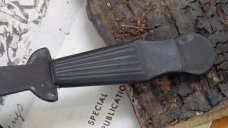 Vintage Black Arrow Throwing Knife by United Cutlery