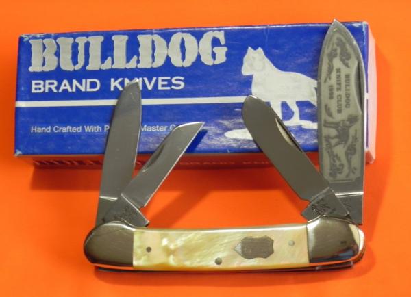 Bulldog Knife Club 4 Blade Canoe w/ Fiery Multi-Color Gold Lip Pearl Handles & Frost Blade Etch -NOS Bulldog Knife Club 4 Blade Canoe w/ Fiery Multi-Color Gold Lip Pearl Handles & Frost Blade Etch -NOS