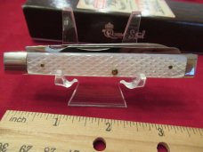Queen Sheffield Jigged Pearl Handle Doctors Knife Pattern # 96