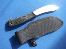 NOS CAMILLUS WESTERN SKINNING, HUNTING KNIFE & SHEATH MADE IN THE USA