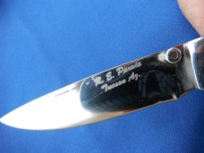 Custom hand made Lock-back folding Knife,  jigged bone scales, by Robert E Purvis.  Made in the USA!
