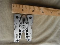 SOG  Sync II  multi-tool 