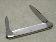 E Bruckmann Solingen Germany Pearl Small Equal End Pen Knife - C. 1891-1956
