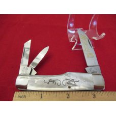 FightN Rooster Reveres Gunstock Pearl Whittler