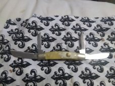 ZWILLING J.A.HENCKELS SOLINGEN GERMANY RED BADGE FOUR BLADE CONGRESS SERIES KNIFE #0201