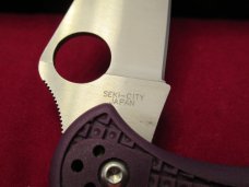 Spyderco Delica Purple Pattern # C11FPPR