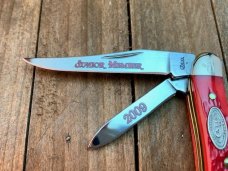 Case 2 Blade Small Texas Toothpick in Bright Crimson Red Jigged Bone 2009 CCC Junior Member Knife