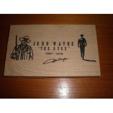 CASE collector knife John Wayne with presentation case and gold blades