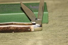 Vintage pre-2003 Bertram Cutlery Hen knife & Rooster 123DS Whittler Deer Stag knife  NIB (#42)